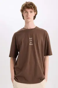 DeFacto 100% Cotton Vikings Valhalla Boxy Fit Crew Neck Back Printed Short Sleeve T-Shirt - Image 4