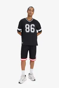 DeFacto Quick Drying Oversize Wide Fit V-Neck Printed Athlete Short Sleeve T-Shirt - Image 4