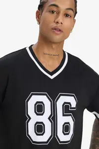 DeFacto Quick Drying Oversize Wide Fit V-Neck Printed Athlete Short Sleeve T-Shirt - Image 6