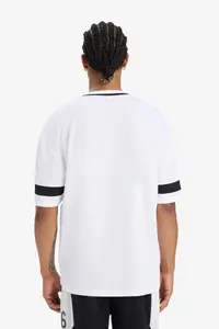 DeFacto Quick Drying Oversize Wide Fit V-Neck Printed Athlete Short Sleeve T-Shirt - Image 8