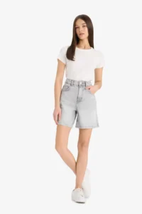DeFacto 100% Cotton High Waist Pocket Jean Bermuda Shorts - Image 2