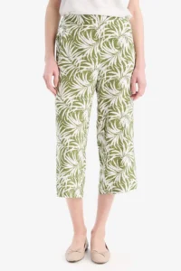 DeFacto Patterned Plain Hem Capri