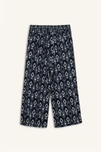 DeFacto Patterned Plain Hem Capri - Image 7