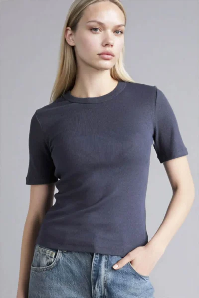 E801GY119226-BLACK_1