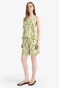 DeFacto Regular Fit Patterned Elastic Waist Shorts - Image 2