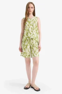 DeFacto Regular Fit Patterned Elastic Waist Shorts - Image 3
