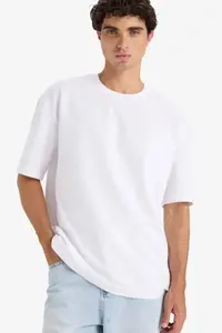 DeFacto Oversize Wide Fit Crew Neck Heavy Fabric Basic Plain Short Sleeve T-Shirt - Image 3