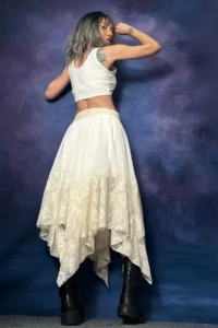 Quincey Ecru Lace DETAYLI Tulle Asymmetric Skirt - Image 3
