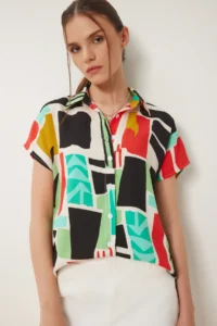 Happiness İstanbul Women's Black Green Patterned Short Sleeve Viscose Shirt - Image 2