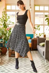 Olalook Women Black Asymmetric Patterned Skirt - Image 4