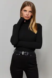 Cool & Sexy Women Black Back V Fisherman Blouse - Image 2