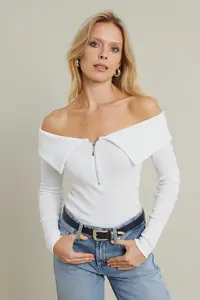 Cool & Sexy Women Ecru Zippered Madonna Collar Blouse - Image 5