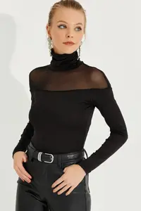 Cool & Sexy Women Black Tulle Detailed Fisherman Blouse - Image 6