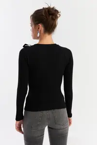 Cool & Sexy Women Black Boyun tied up Camisole Blouse - Image 6