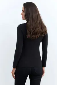 Cool & Sexy Women Anthracite with accessories Blouse - Image 5