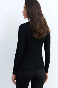 Cool & Sexy Women Black Zippered Camisole Blouse - Image 4