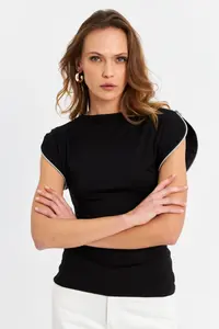 Cool & Sexy Women Black Shoulders Zippered Blouse - Image 2