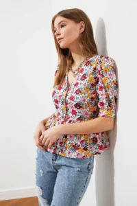 TRENDYOLMİLLA Multicolored Weaving Balloon Sleeve V-neck Floral Shirt - Image 2