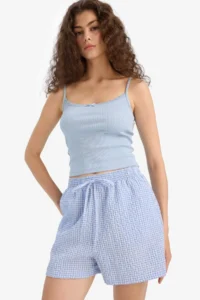DeFacto A-Line Gingham Pocketed Normal Waist Shorts - Image 4
