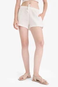 DeFacto 100% Cotton A-Line Normal Waist Muslin Shorts - Image 4