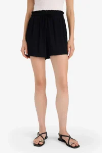 DeFacto Normal Waist Elastic Pocket Crinkle Viscose Shorts - Image 5