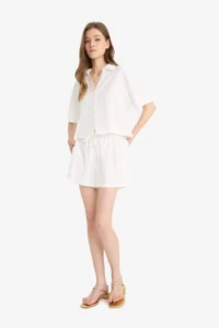 DeFacto Regular Waist Elastic Pocket Linen Blend White Shorts - Image 3