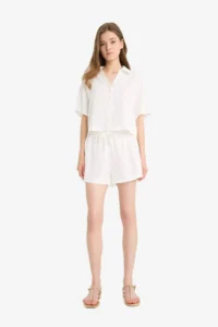 DeFacto Regular Waist Elastic Pocket Linen Blend White Shorts - Image 4