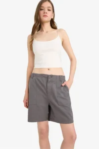 DeFacto 100% Cotton Regular Waist Gabardine Shorts - Image 3