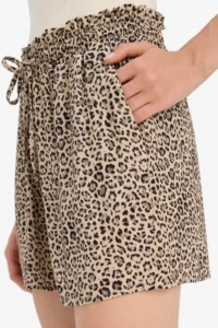 DeFacto Normal Waist Leopard Patterned Belted Crinkle Viscose Shorts - Image 6