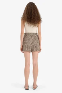 DeFacto Normal Waist Leopard Patterned Belted Crinkle Viscose Shorts - Image 7