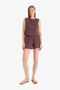 DeFacto Regular Fit Crepe Shorts - Image 4