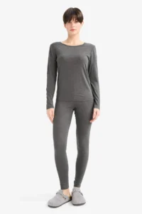DeFacto Crew Neck Long Sleeve Top - Image 2