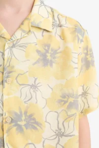 DeFacto Oversize Wide Fit Polo Neck Patterned Viscose Short Sleeve Shirt Boy - Image 5
