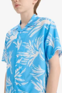 DeFacto Oversize Wide Fit Polo Neck Patterned Viscose Short Sleeve Shirt Boy - Image 5