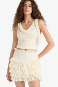 DeFacto Normal Waist Lace Mini Skirt - Image 4