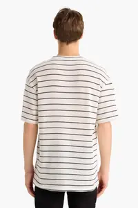 DeFacto textured Boxy Fit Striped T-Shirt - Image 6