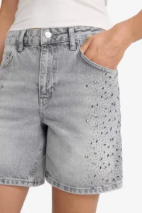 DeFacto 100% Cotton High Waist Jean Bermuda Shorts - Image 5