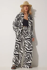 Happiness İstanbul Women's Black and White Patterned Viscose Shirt and Trousers Set