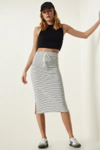 Happiness İstanbul Women's White Striped Slit Saran Knitted Skirt