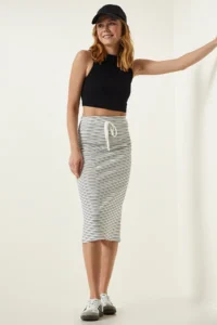 Happiness İstanbul Women's White Striped Slit Saran Knitted Skirt - Image 3