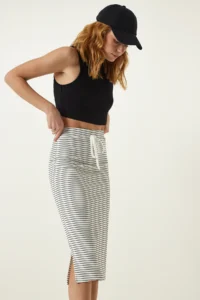 Happiness İstanbul Women's White Striped Slit Saran Knitted Skirt - Image 5
