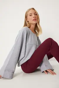 Happiness İstanbul Women's Gray Wide Sleeve Oversized Knitted Sweatshirt - Image 2