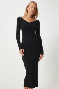Happiness İstanbul Women Black Ribbed Blouse Knitwear Skirt Set - Image 3