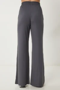 Happiness İstanbul Women's Smoked Oversize Knitted T-Shirt Trousers Set - Image 6