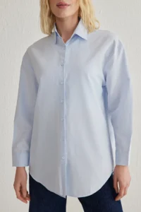 TRENDYOLMİLLA Mavi Regular Normal Pattern Weaving Shirt - Image 3