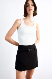 DeFacto Fitted Belt Detailed Shorts Skirt - Image 4