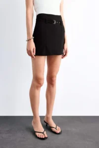 DeFacto Fitted Belt Detailed Shorts Skirt - Image 6