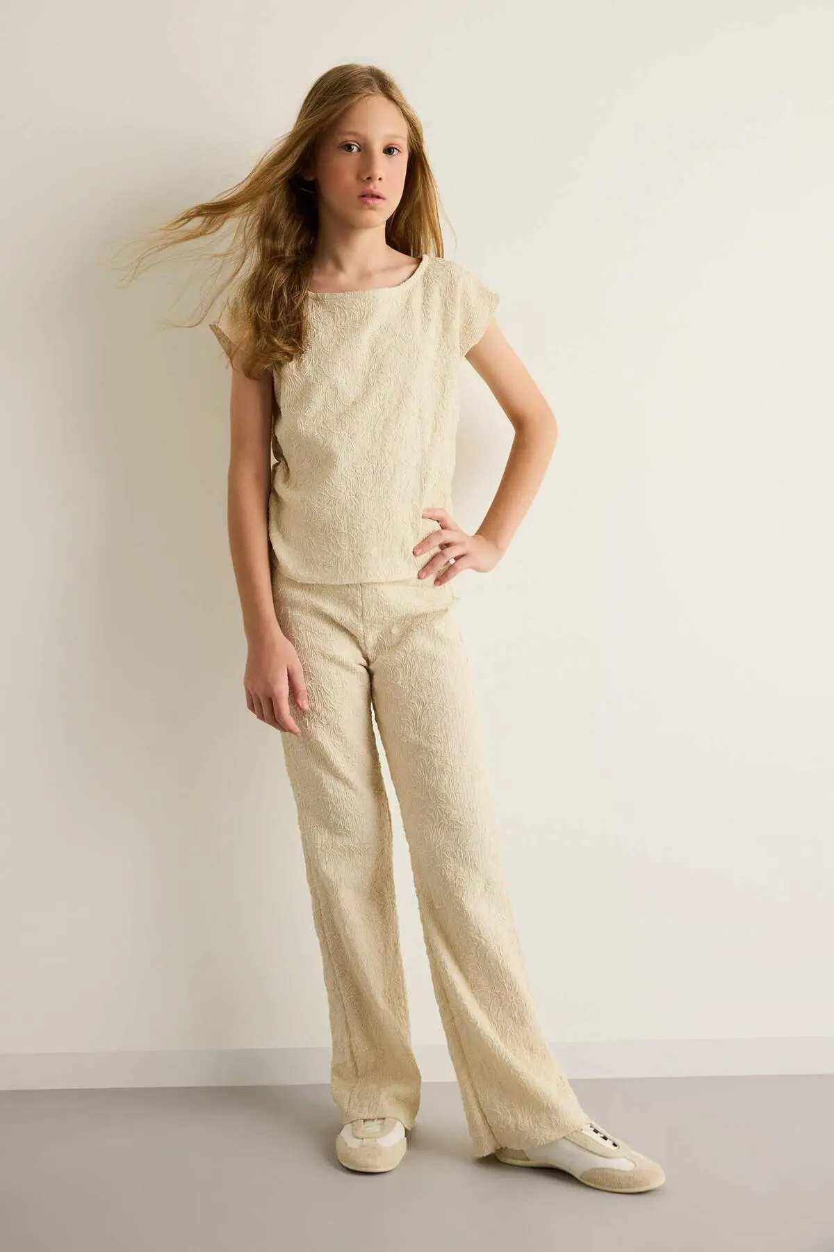 G1639A825AU-GOLD_1