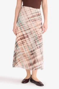 DeFacto Pencil Patterned Normal Waist Lined Chiffon Midi Skirt - Image 3