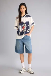 DeFacto Looney Tunes Oversized V-Neck Printed Short Sleeve T-Shirt - Image 2